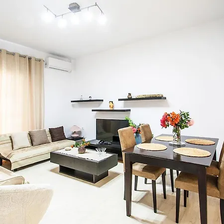 Penelope Downtown Apartment Skiathos Town Exterior photo